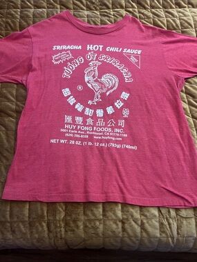 🔥Sriracha Hot Chili Sauce Graphic Tee - red with White Print super soft